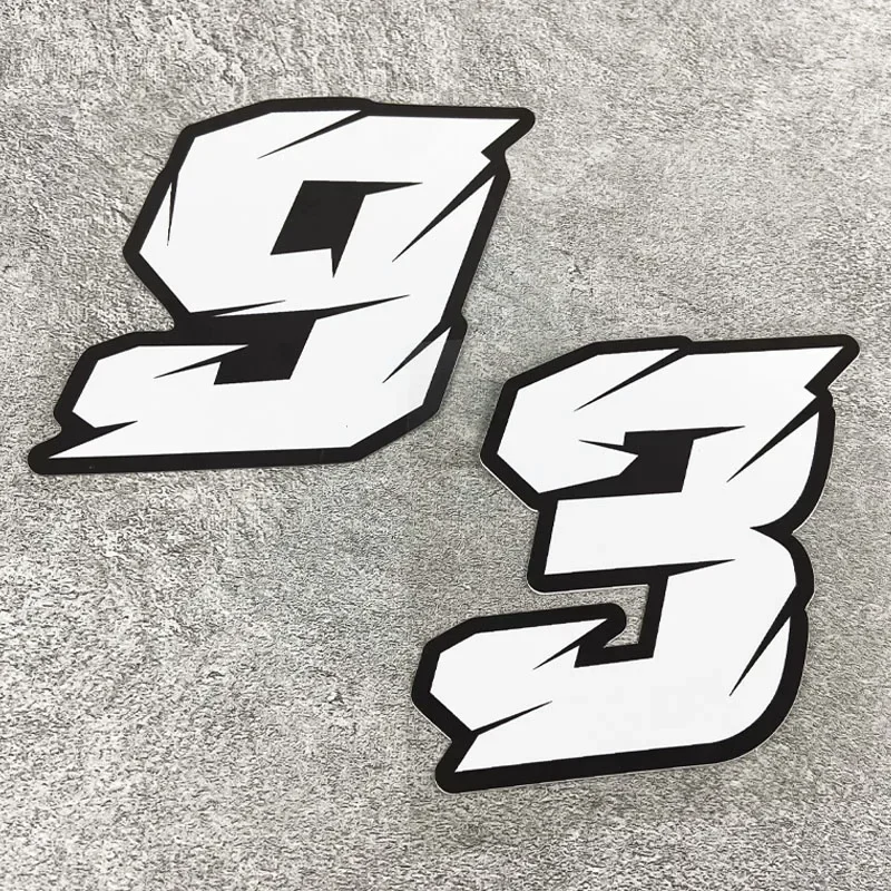 Рисунок 2 - наклейка с номером мотоцикла