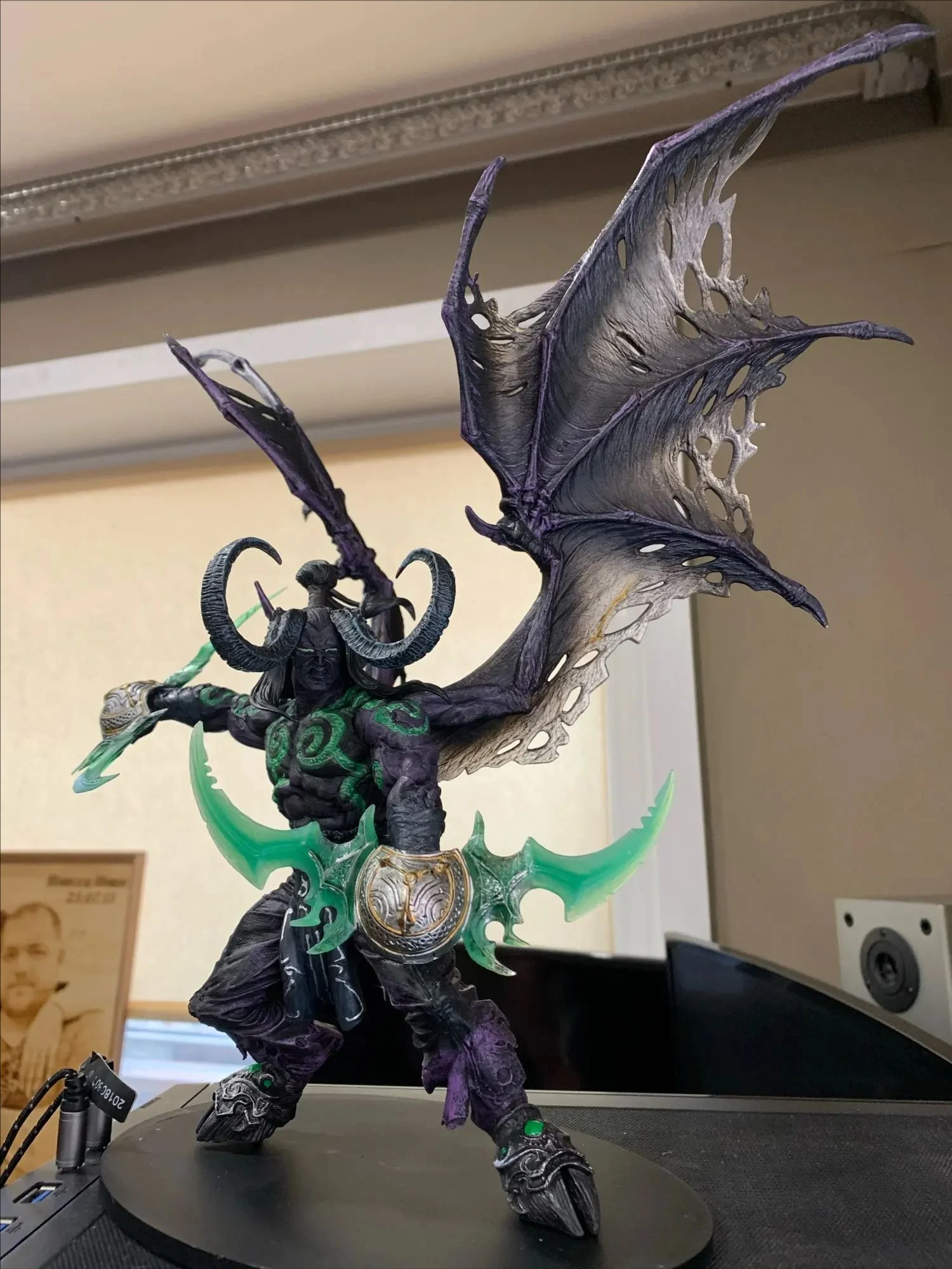 25 سنتيمتر تيار مستمر لعبة نجاح باهر شخصية شيطان هنتر illidan Stormrage عمل الشكل البلاستيكية تمثال تحصيل نموذج الاطفال دمى هدايا ديلوكس محاصر