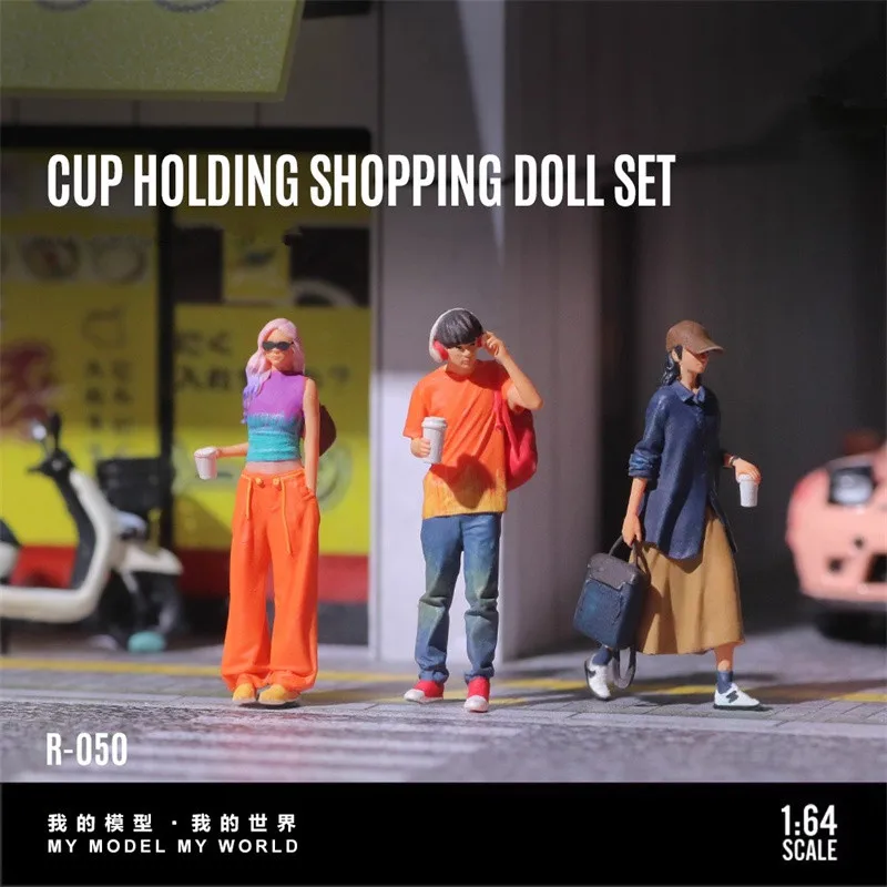 

1:64 Model 3Pcs Beauty Fashion Sweet Girls Cup Holding Shopping Cool Guy Doll Set DIY Scene Accessory Action Figures Collection