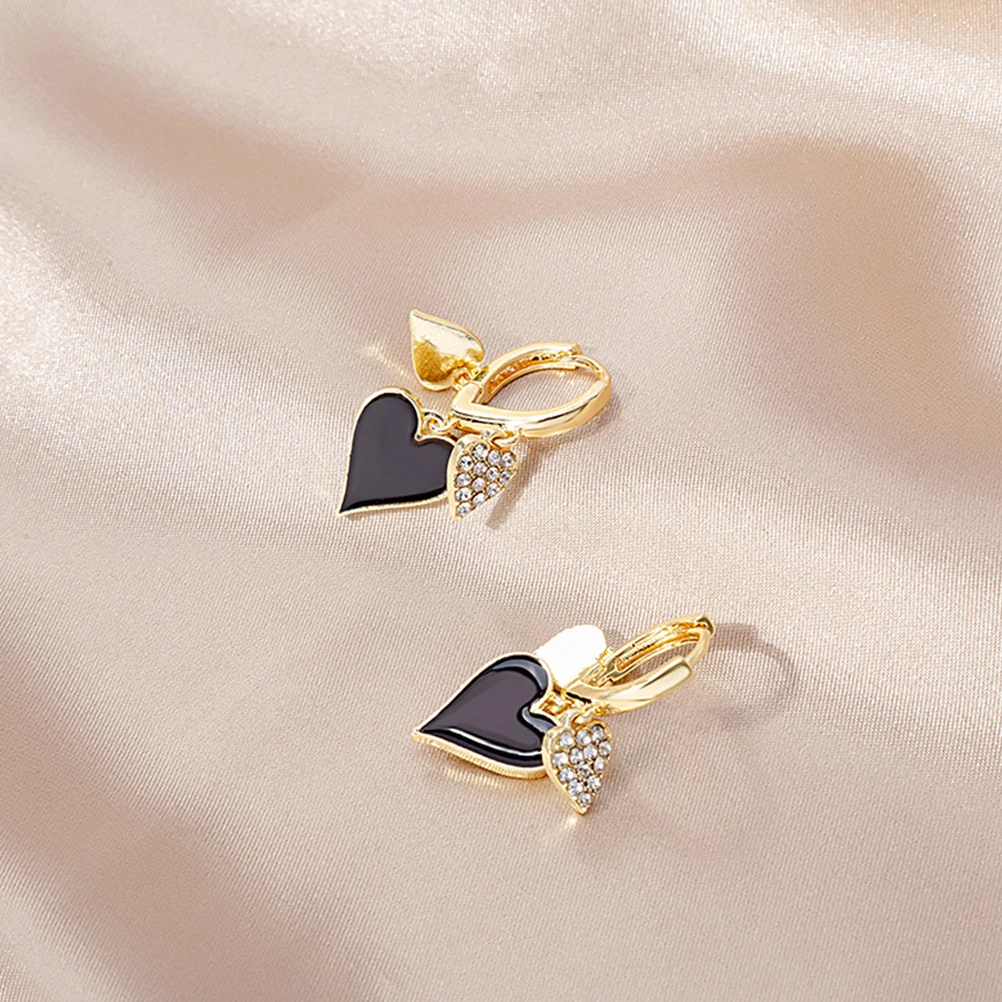 

1 Pair Love Heart Rhinestone Dangle Earrings For Women Valentine Drop Ear Pendants Antioxidant Daily Wear Premium Alloy