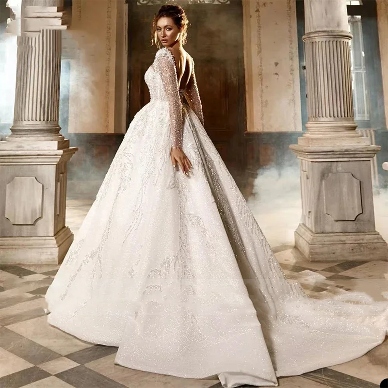 Abiti da sposa romantici personalizzati con colletto quadrato Perline ricamate Paillettes Abito da principessa Bal Abito da sposa a maniche lunghe Robe De Mariee