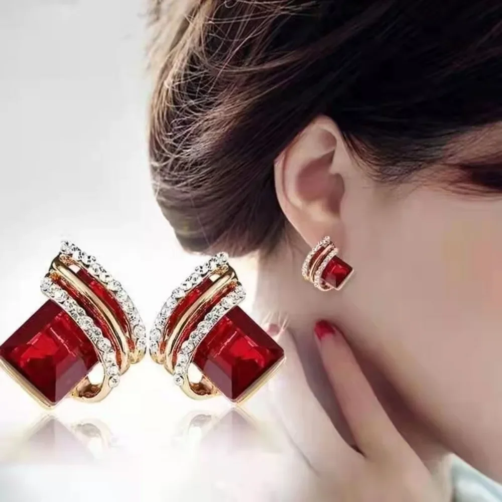 Women Elegant Wing Geometric Stud Earrings, Crystal Diamond Inlaid Ear Jewelry for Daily Party