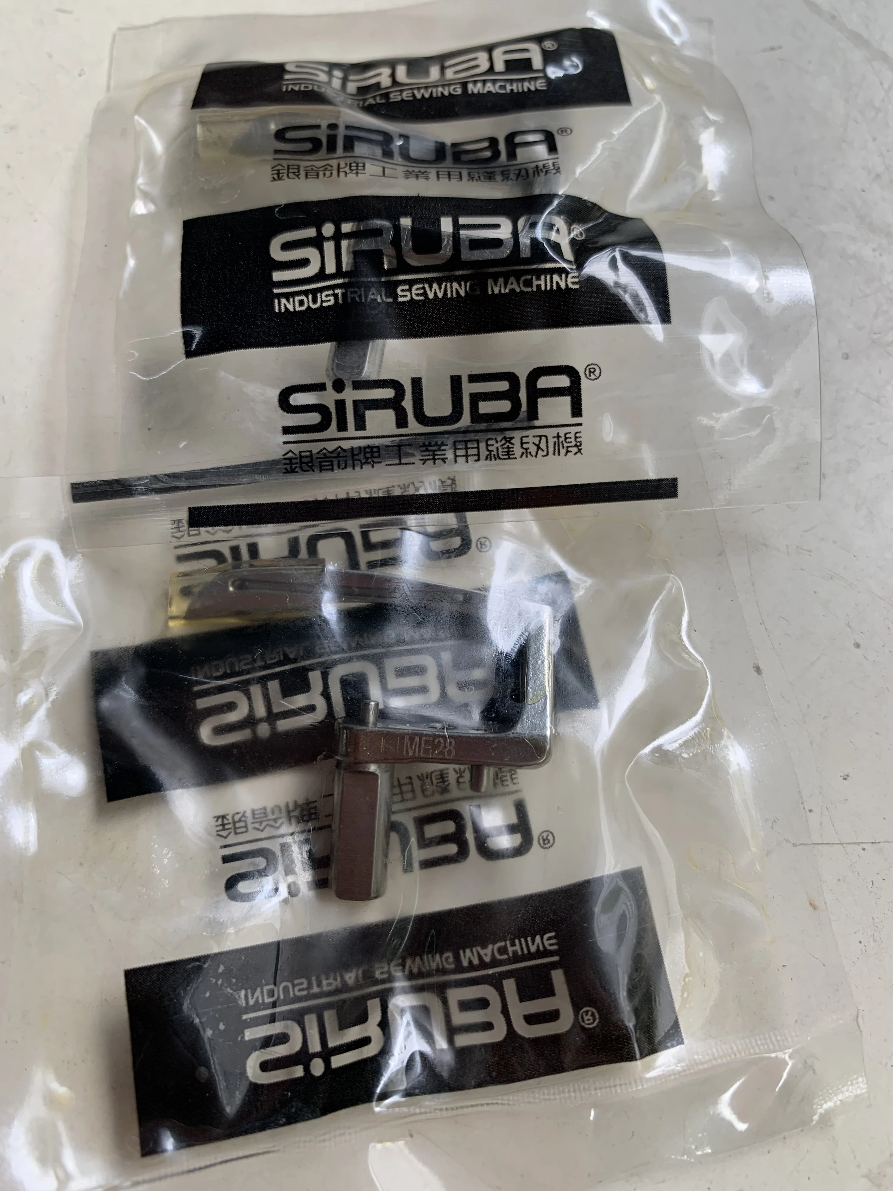 

1 шт. оригинальные детали швейной машины Siruba Me28 Me28e Me28-e изогнутый игольчатый петлитель