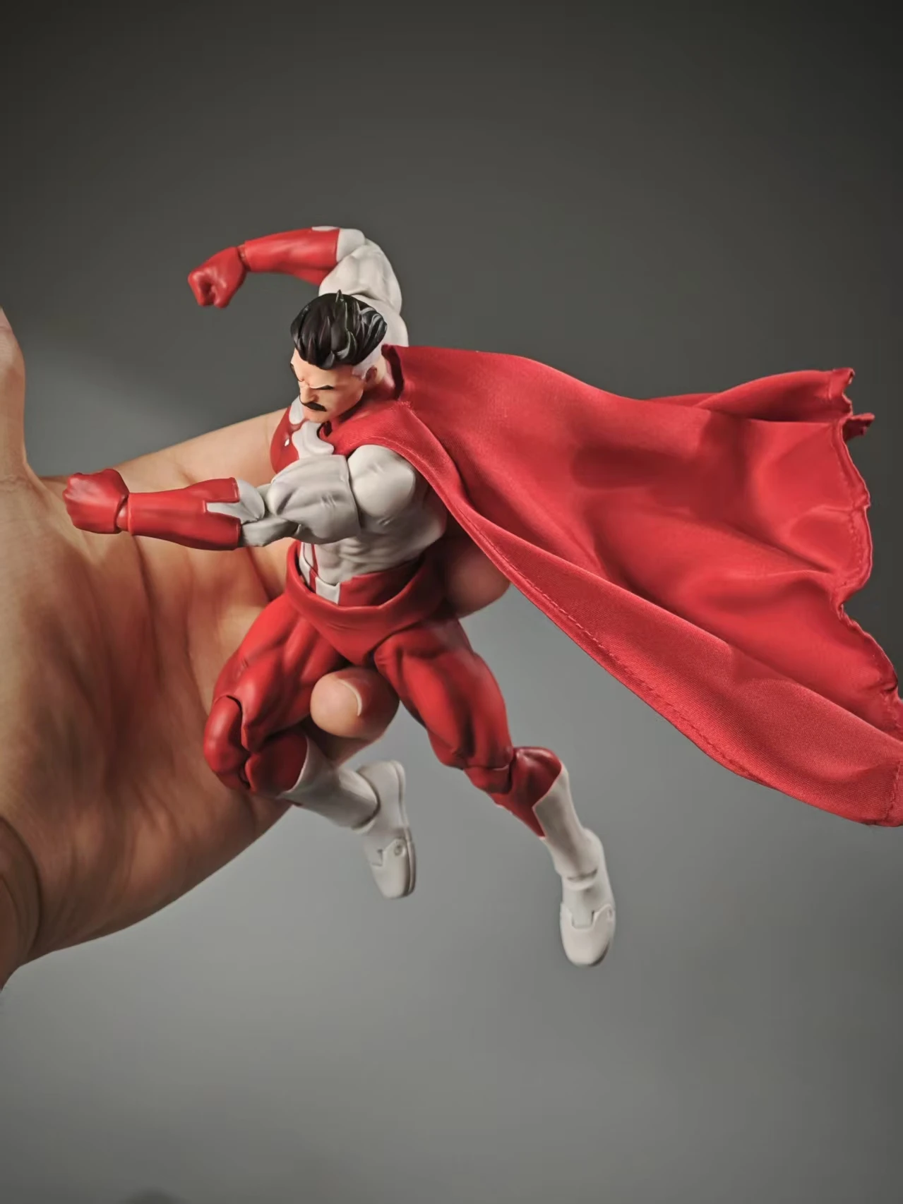 ZOOMRIG Studio ZR-001 Omni-Man Anime Action Figures Invincible