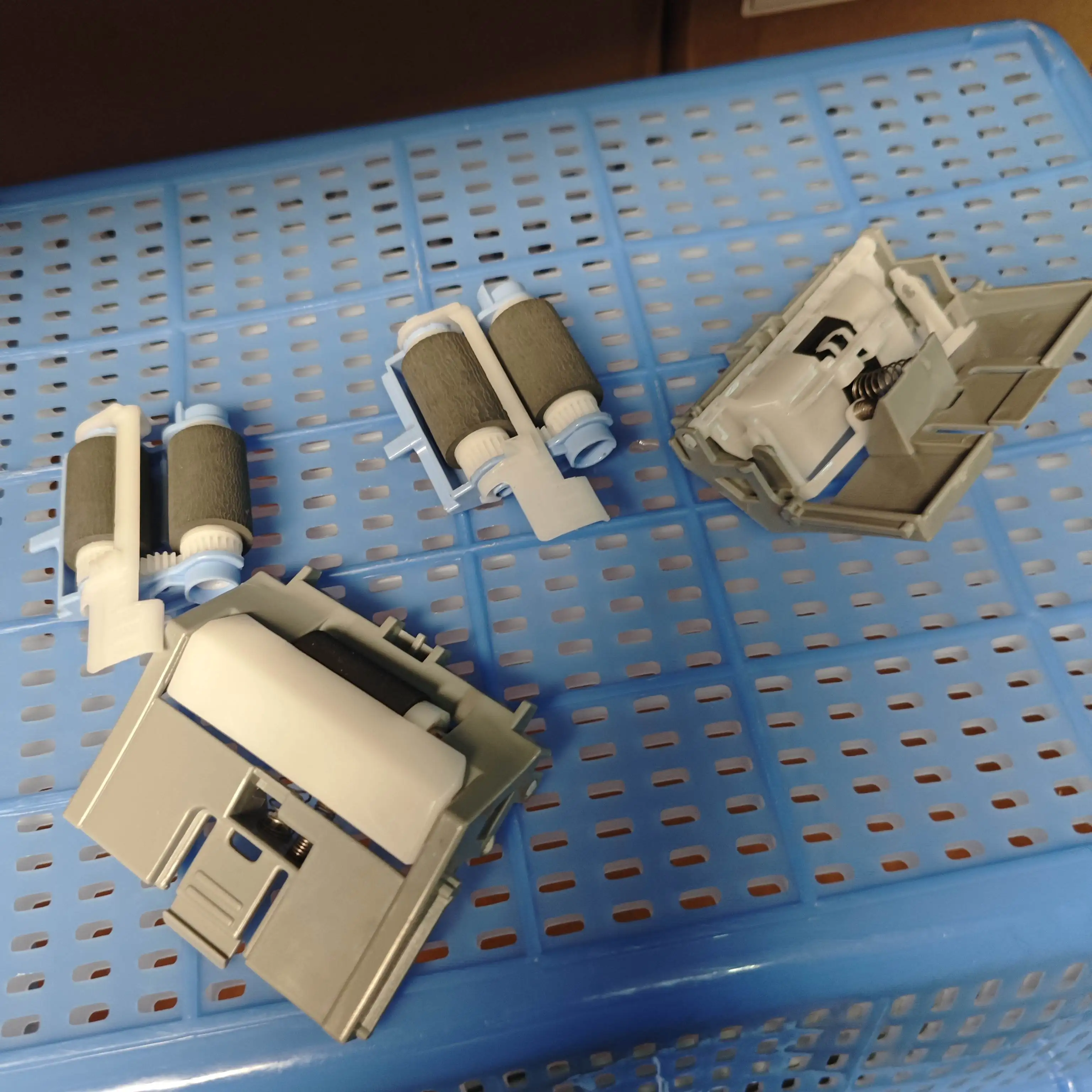 

10sets F2A68-67913 RM2-5752-000 Separation Pickup Roller for HP M501 M506 M507 M527 M528 for CANON D1620 D1650 LBP312