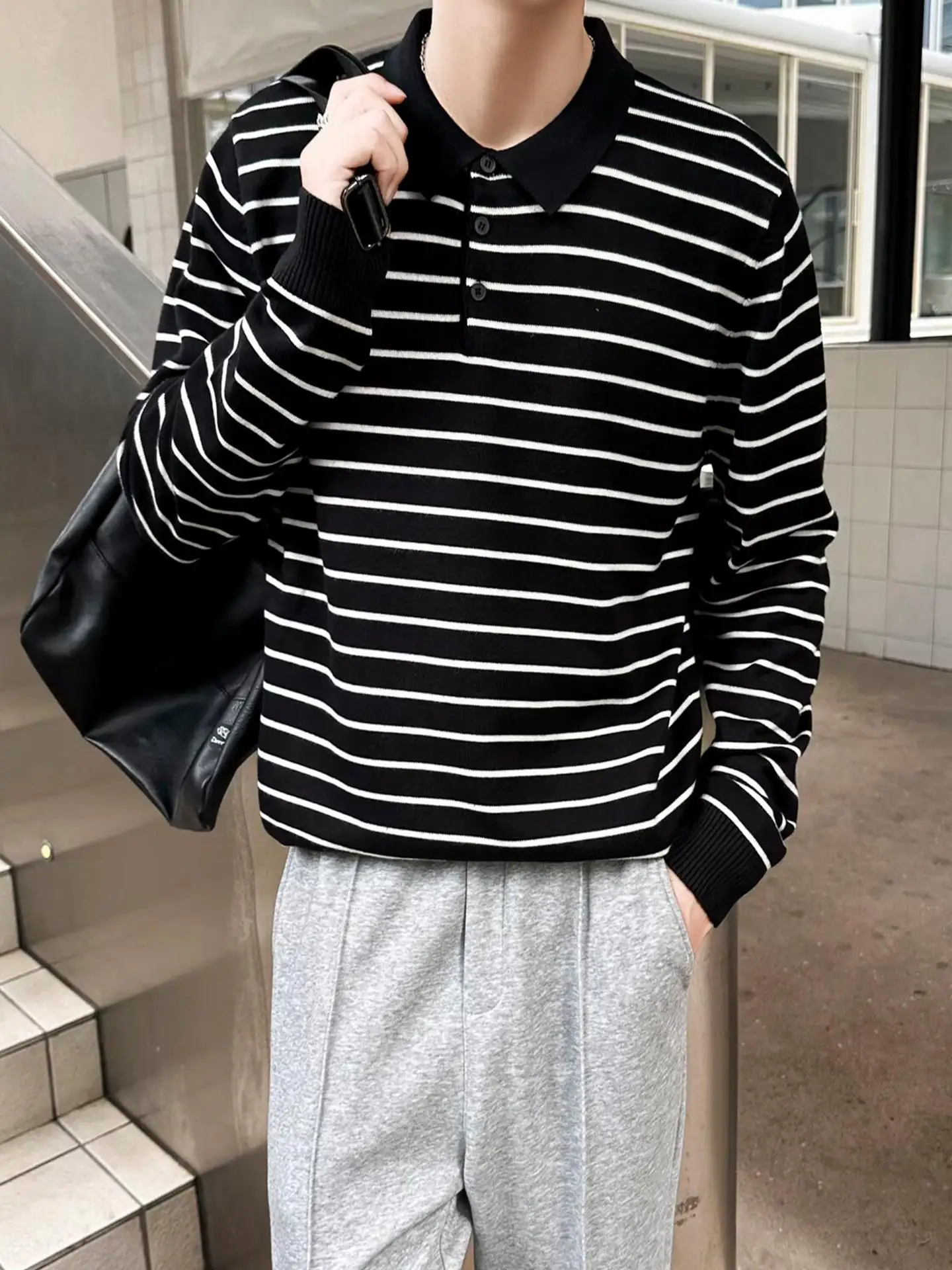 

Мужской вязаный свитер свободного кроя в полоску, базовый слой, модный повседневный стиль, длинный рукав, теплая верхняя одежда для осени...