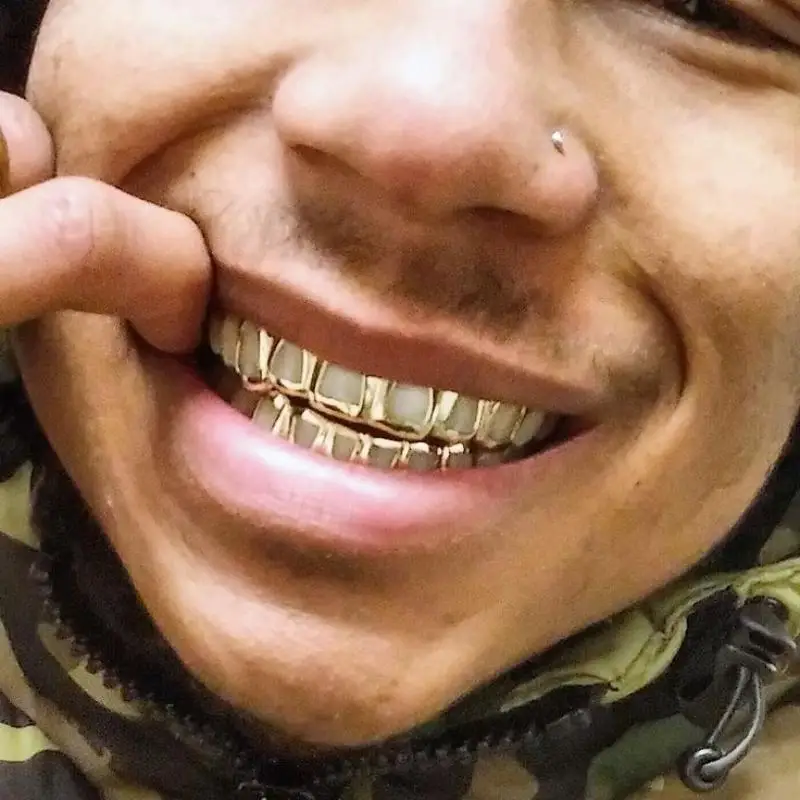 2Pcs/Set Hip Hop Dental Grills Glossy Classic Charm Teeth Grillz Simple Trendy Hollowed-Out Teeth Caps Tooth Socket