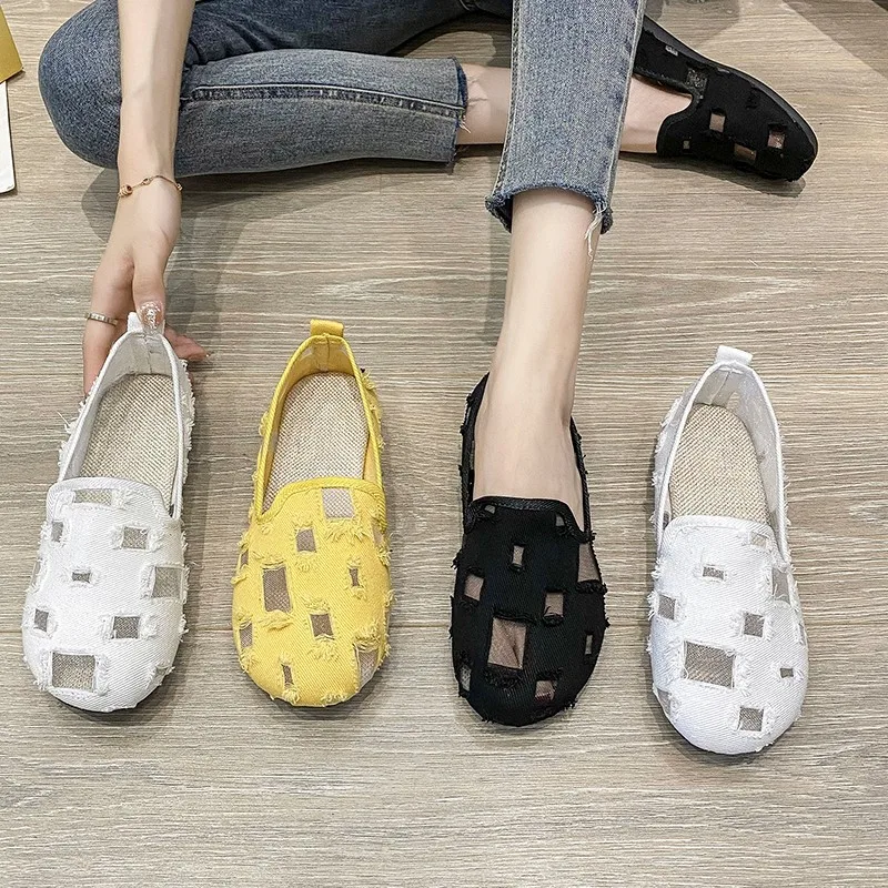 Women's Mesh Flats Bottomed Hollowed Out Cloth Shoes Summer Breathable Outdoors Casual Sneakers Plus Size 43