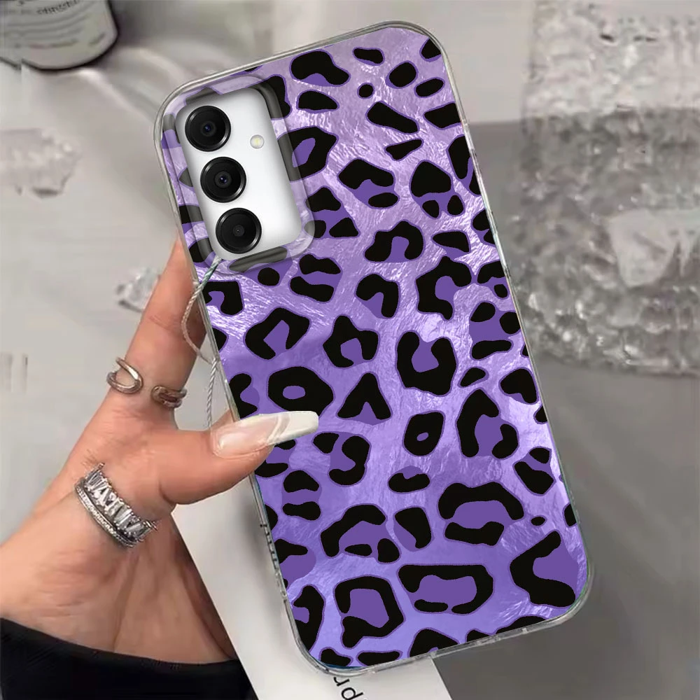 Retro Leopard Vortex Pattern Phone Case for Samsung Galaxy A16 A55 A07 A17 A56 A36 A26 A53 A06 A14 A24 A34 A54 A15 A12 Cover - náhled 5