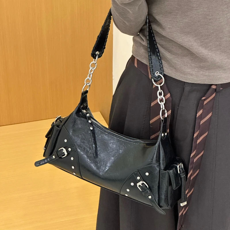Trendy Oil Wax Leather Shoulder Bag Y2K Motorcycle Style Rivet Decor Underarm Bag Multi-pocket Women Black Casual Crossbody Bag