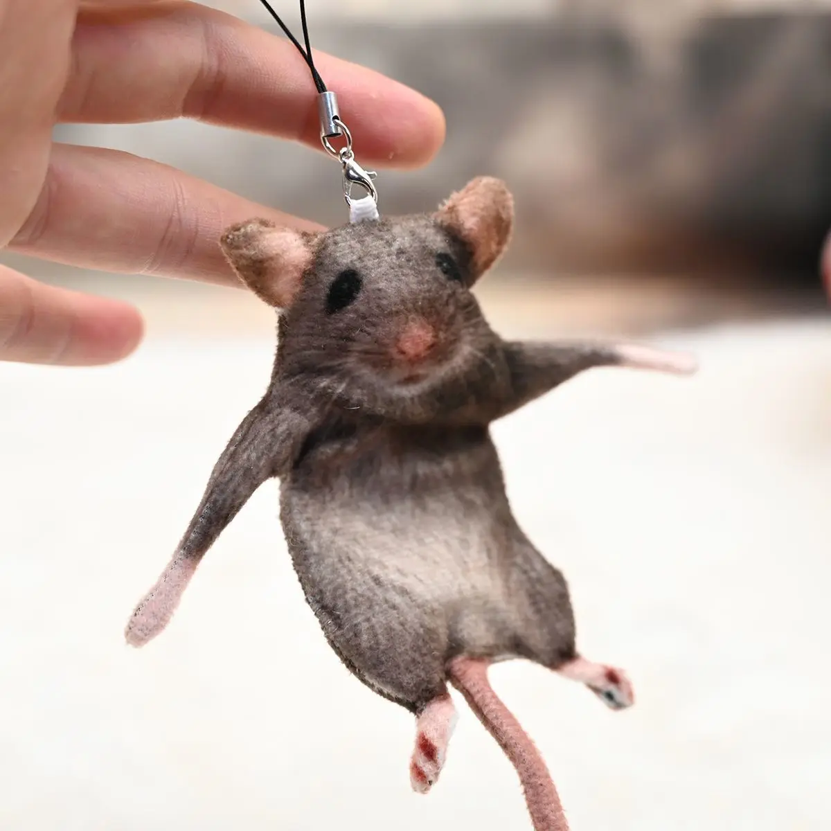 Funny Prank Simulation Rat Plush Pendant, Posable Skeleton Design Doll, Creepy Joke Toy for DIY Shape, Novelty Gag Gift Decor