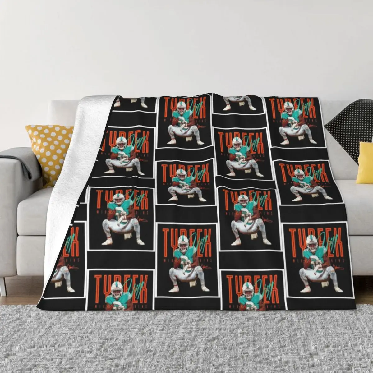 tyreek hill dolphins Throw Blanket heavy blanket to sleep furry Sofas