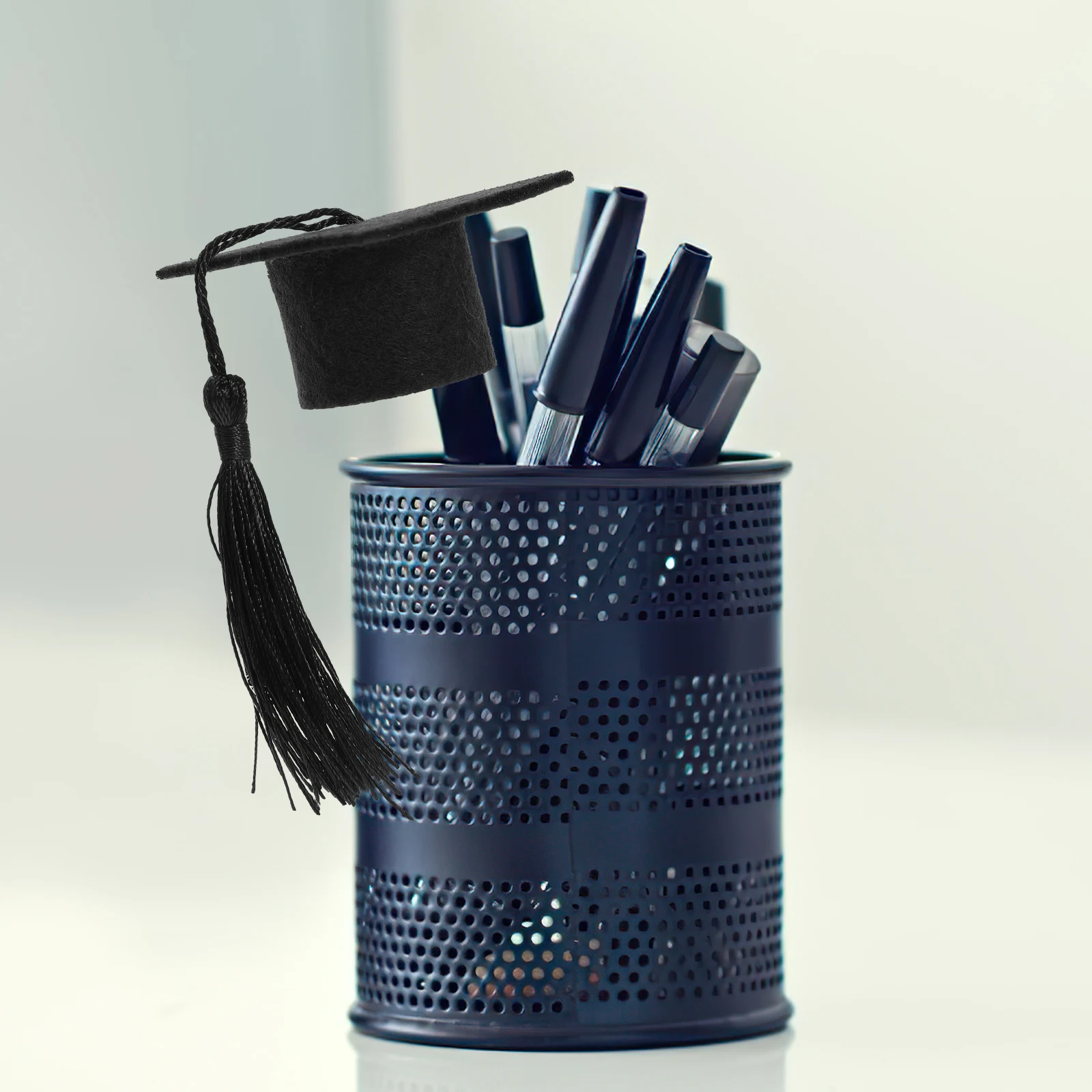 

4 Pcs Graduation Hat Graduation Hat Bottle Cover Bottle Cover Black Tassel Doctor Cap Stopper Beverage Jar Topper Party