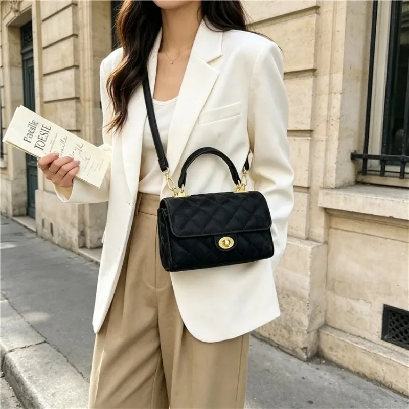 

Trendy Design Diaper Bag Women Handbags Shoulder Crossbody Elegant Leather Large Capacity Classic Commuter