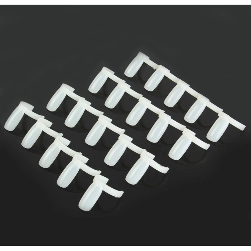 

100Pcs Plastic Nail Art Practice Board Design Nail Polish Display Wheel Display Plate For Professional Use