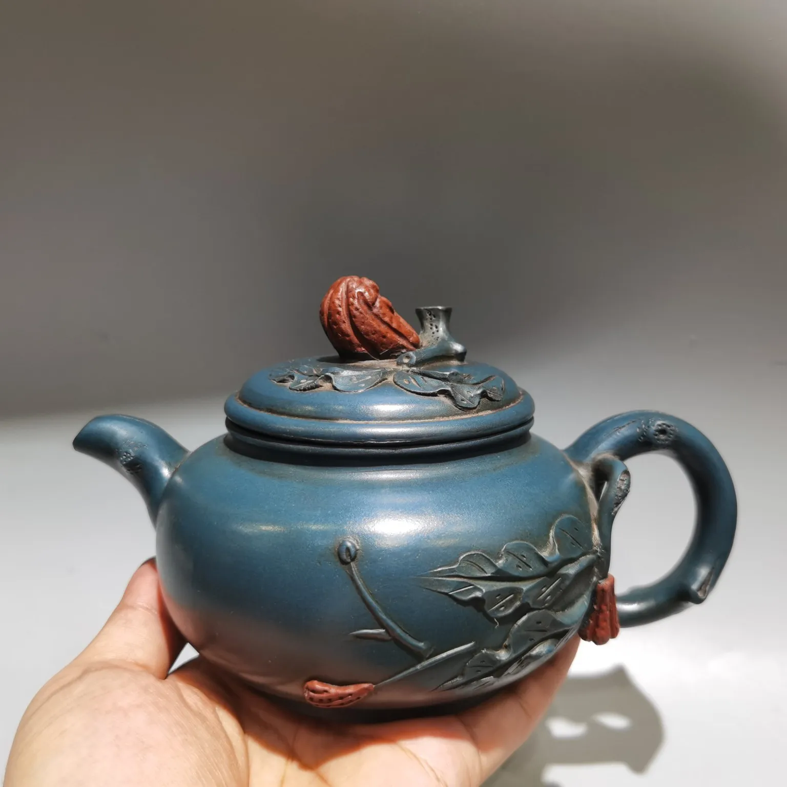 

7"Chinese Yixing Purple Clay Pot Pumpkin Pot Teapot Kettle Leaf pattern Teapot Kettle Amass wealth Ornaments Town house