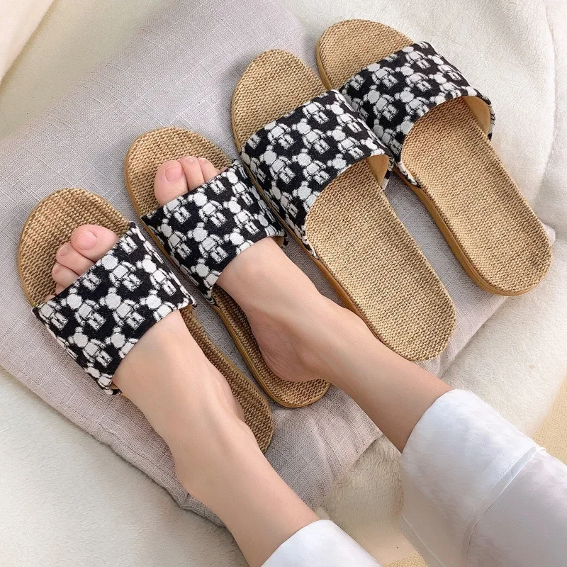 2023 New Home Couple Indoor  Cotton Linen  Non slip Men's and Women's ratten slippers Wholesale in Summer