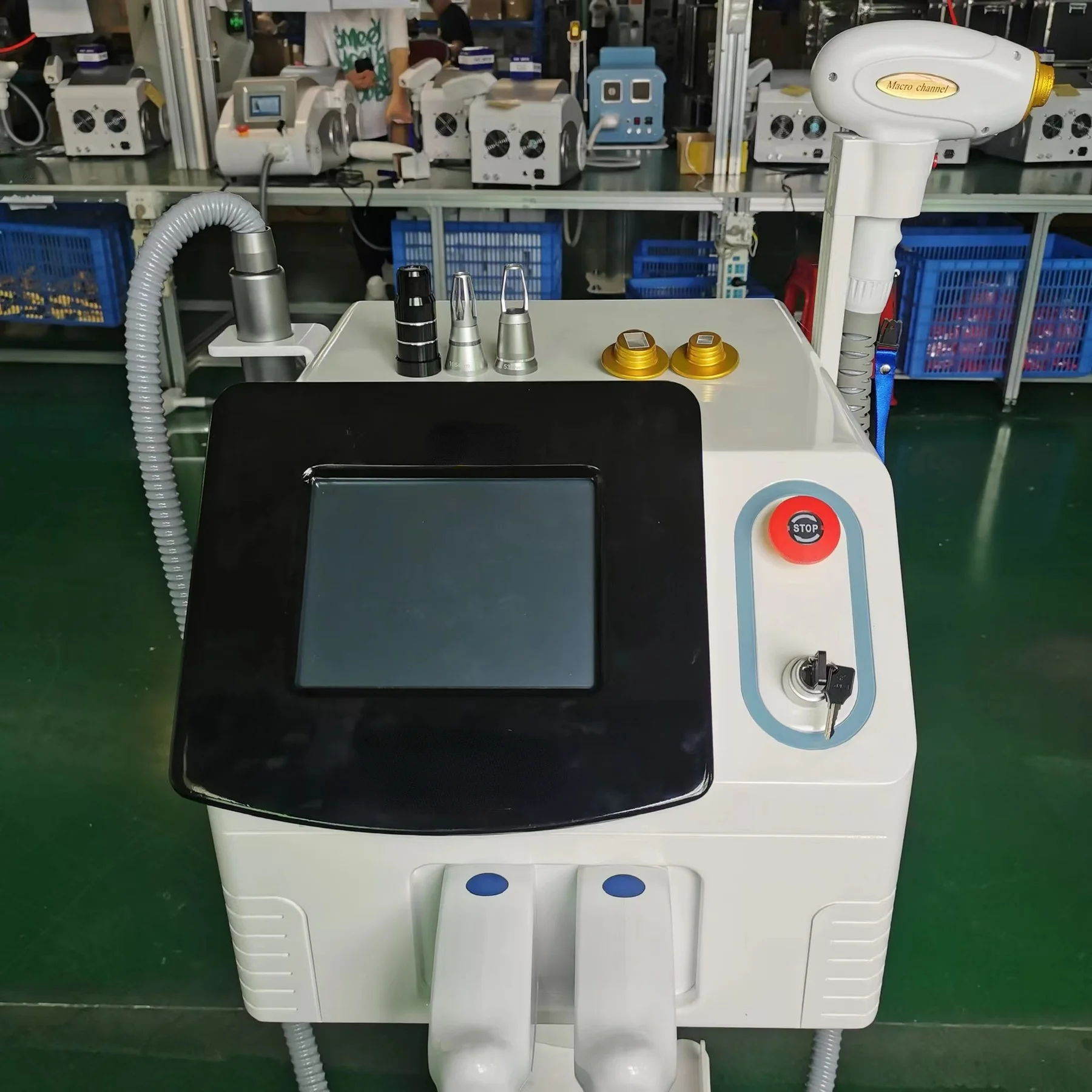 2000W Professional Diode 1200 808 755 Painless Tattoo Removal Freezing Spot Hair Removal Equipment