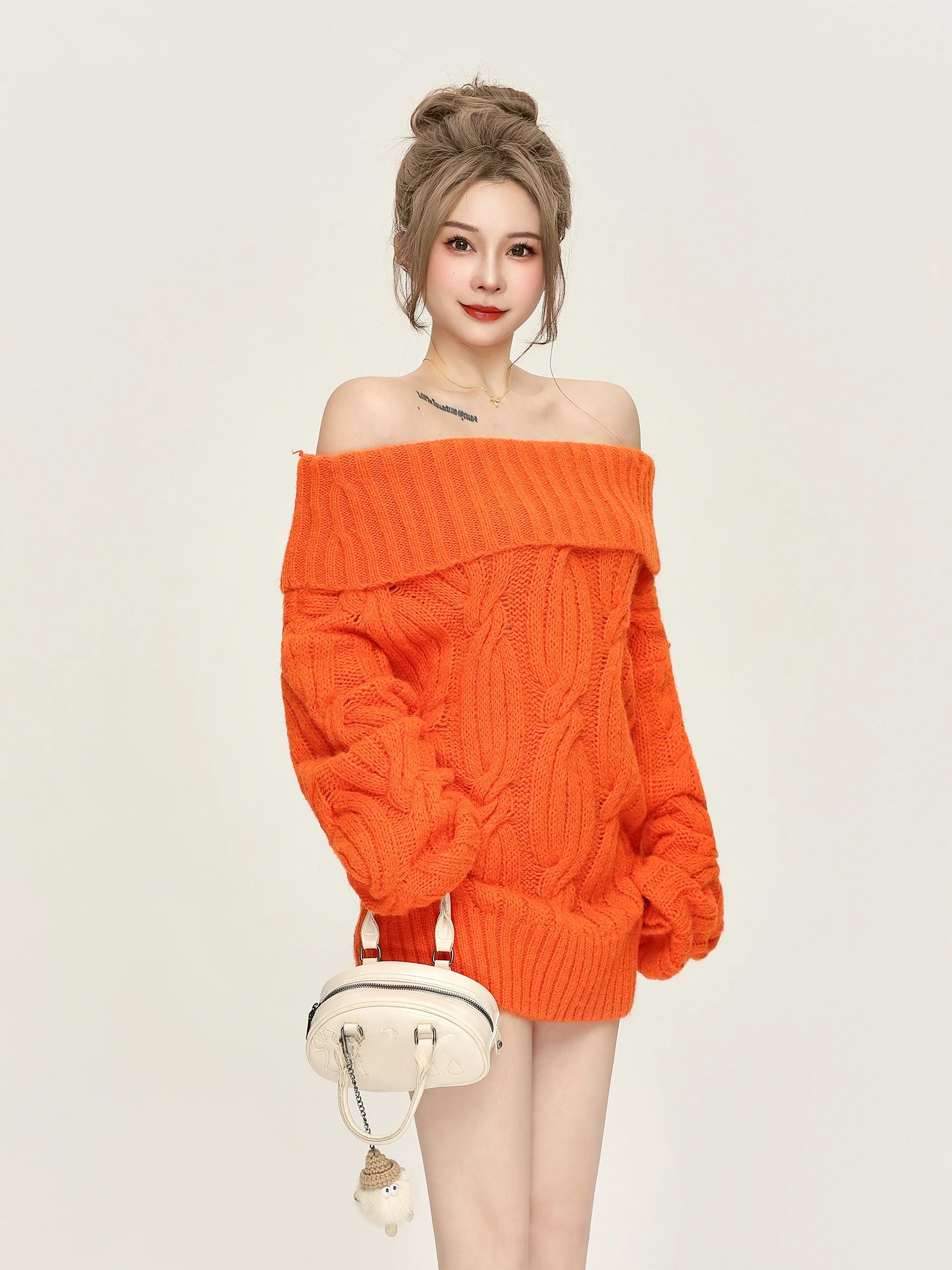 

Сексуальный вязаный свитер на одно плечо Thi Long Sve, свободный утягивающий свитер, осень-зима, однотонный повседневный удобный топ