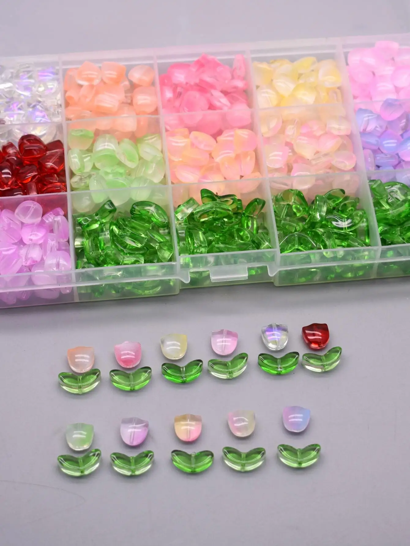 30pcs mix color tulip and 30pcs leaf glass beads