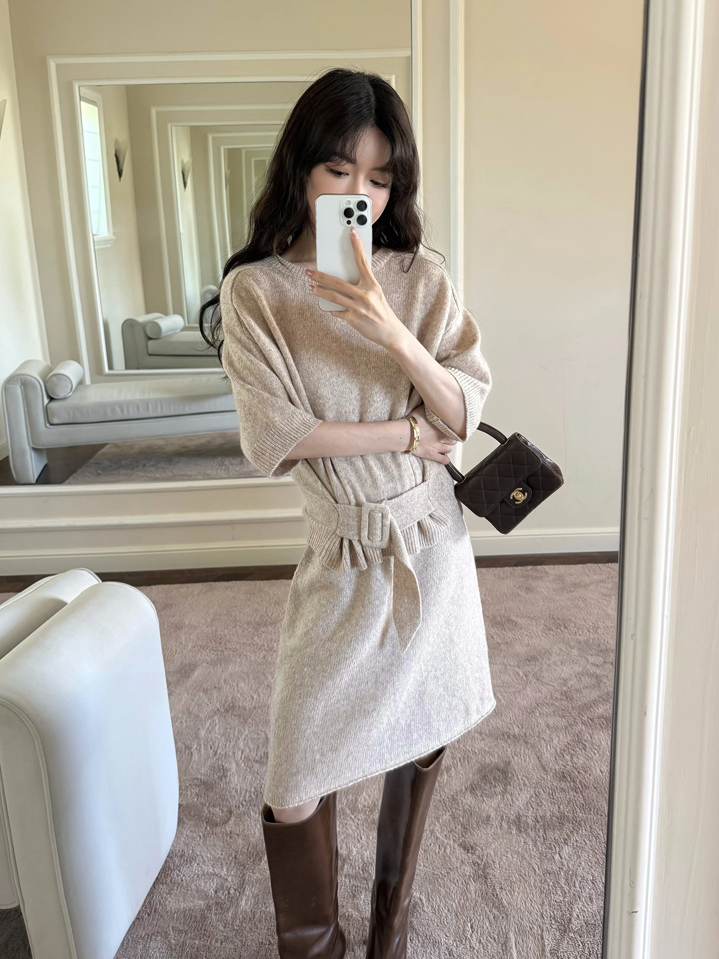 

Комплект из двух предметов: вязаный свитер и юбка с завышенной талией SMOL Maple Syrup Cr для женщин, из шерсти и вискозы, с эффектом утяжки на талии