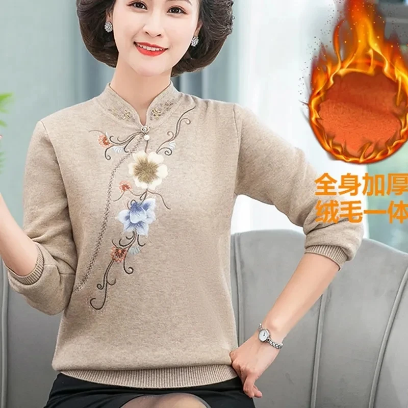 Middle Aged Women\'s Sweater Pullover Autumn Winter New Fashion Embroidered Long Sleeved Knitted Sweater Female Jumper Tops 4XL