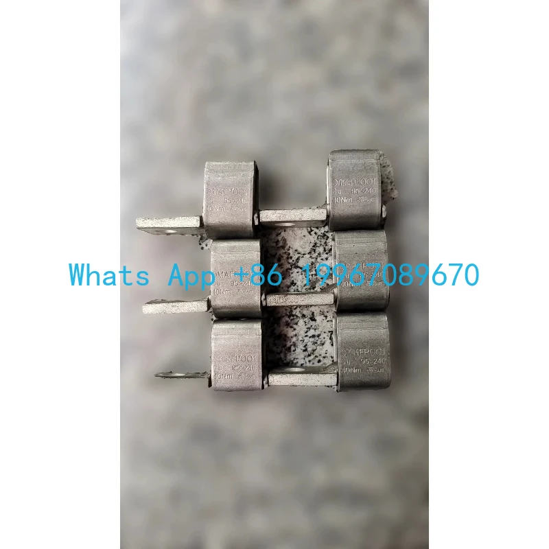 

Клеммная колодка ввода/вывода инвертора ACS880