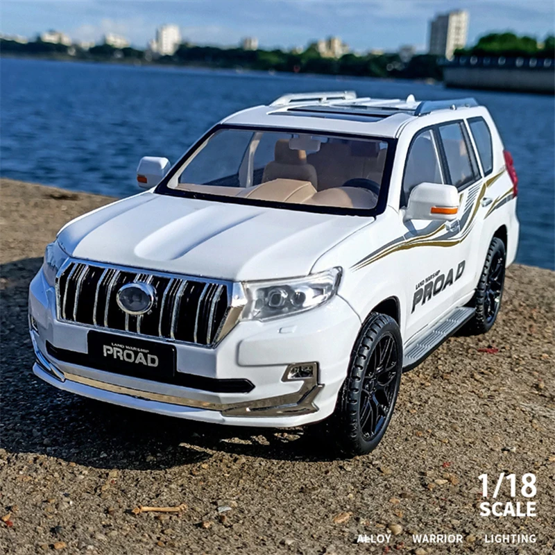 1:18 TOYOTA Prado SUV Alloy Car Model Diecast Metal Toy Off-road Vehicle Car Model High Simulation Sound and Light Toy Gift