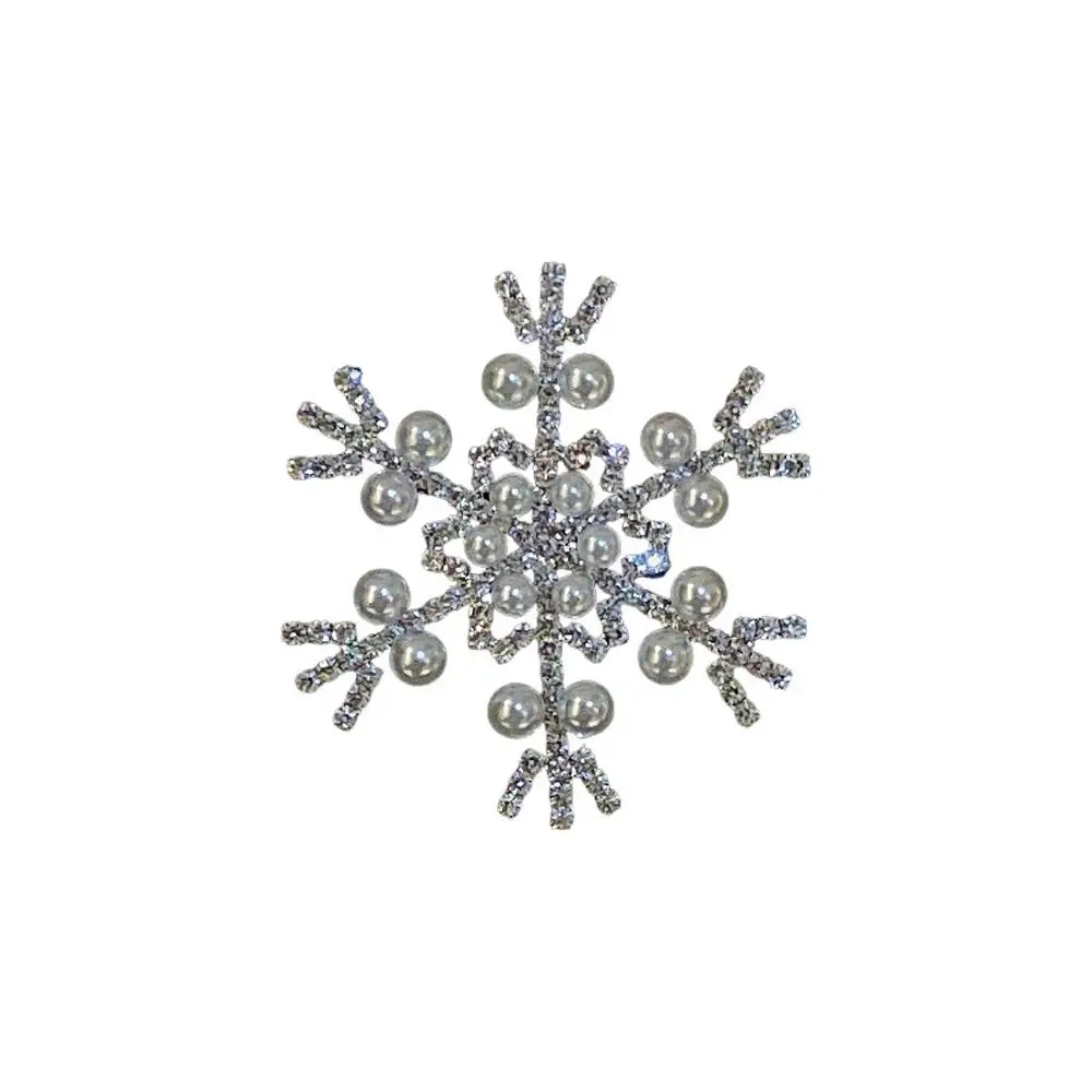 Party Snowflake Pearl Scarf Pin Snow Flower Anti-glare Korean Badge Pin Men Collar Pins Lapel Pin Buckle Women Brooches