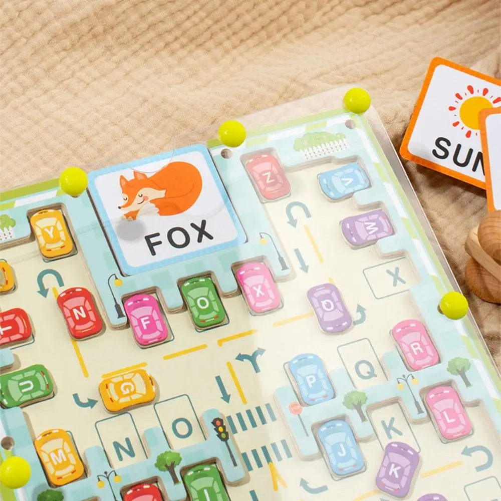 Drewniany Magnetyczny Labirynt z Kolorowymi Literami 26 Angielskich Liter Puzzle Literowe Montessori Tablice Puzzle Przenośne Wczesna Edukacja
