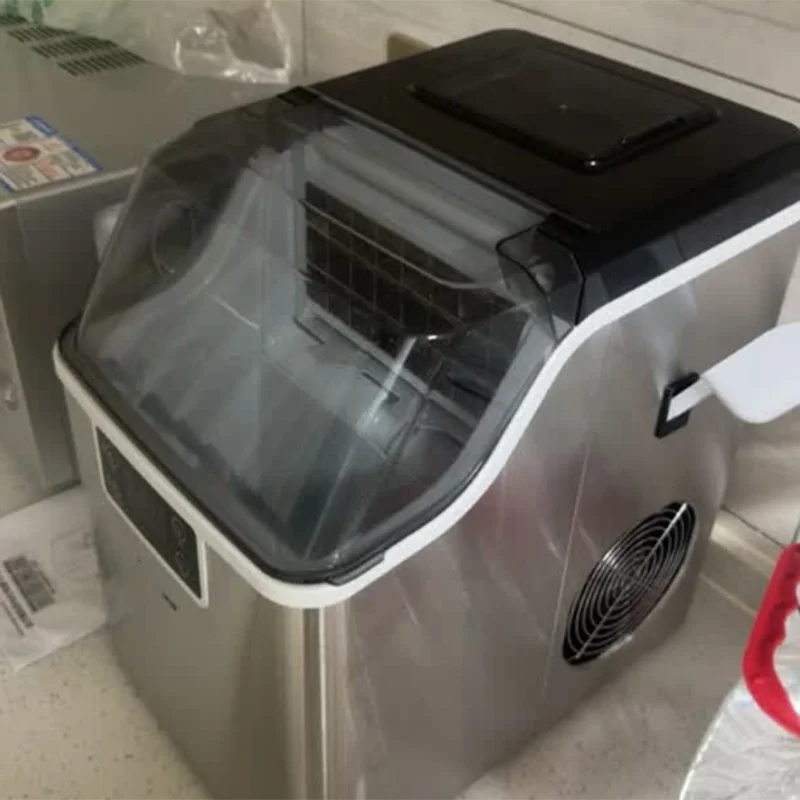 High Productivity Mini Portable Countertop Ice Making Machine Household 220V Small Ice Cube Maker
