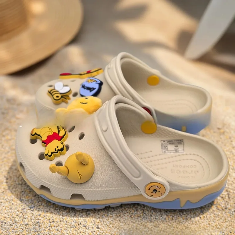 

2026 New Summer Cartoon Cave Hole Sandals Garden Beach Slippers Sandals Non-Slip Soft Soled Quick Drying Shoes for Women and Man