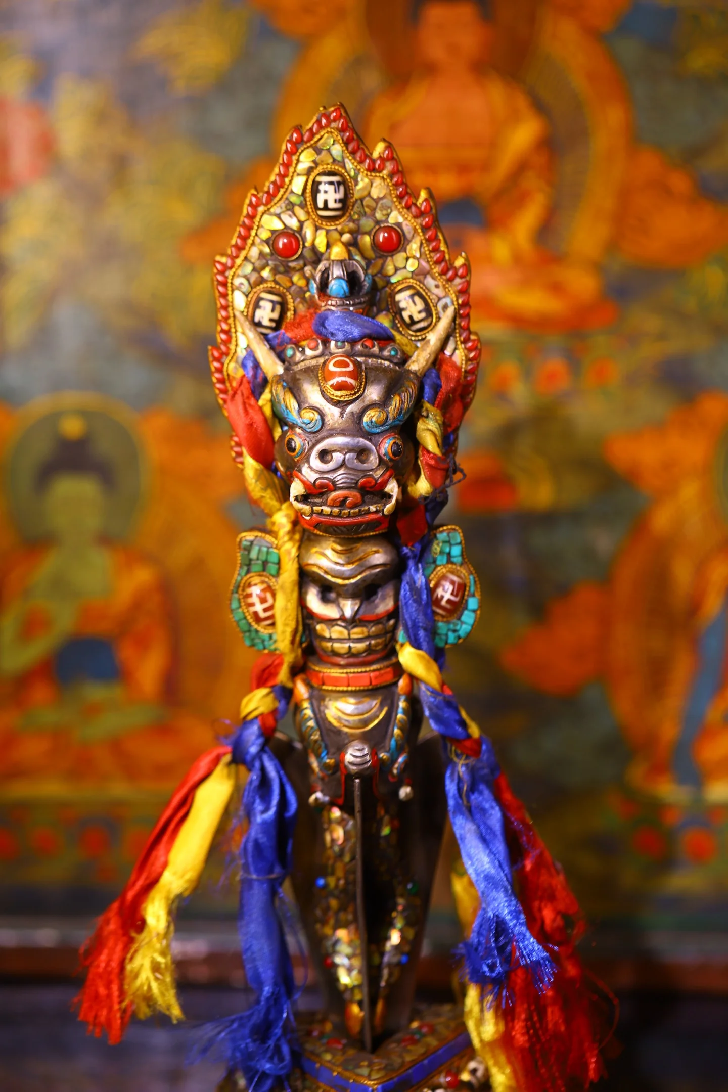 Tiantie Mosaic Gem gZi Beads Turquoise Shell Yamantaka Buddha Head Skull Vajra Base Worship Hall Town house