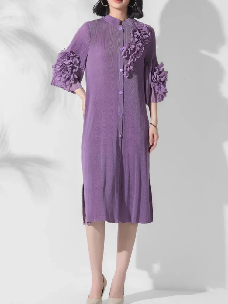 Lässiges, plissiertes, mittellanges Kleid für Damen, Stehkragen, ausgestellte Ärmel, einreihige Kleider, 2023, Frühjahrsneuheit 2Z2502