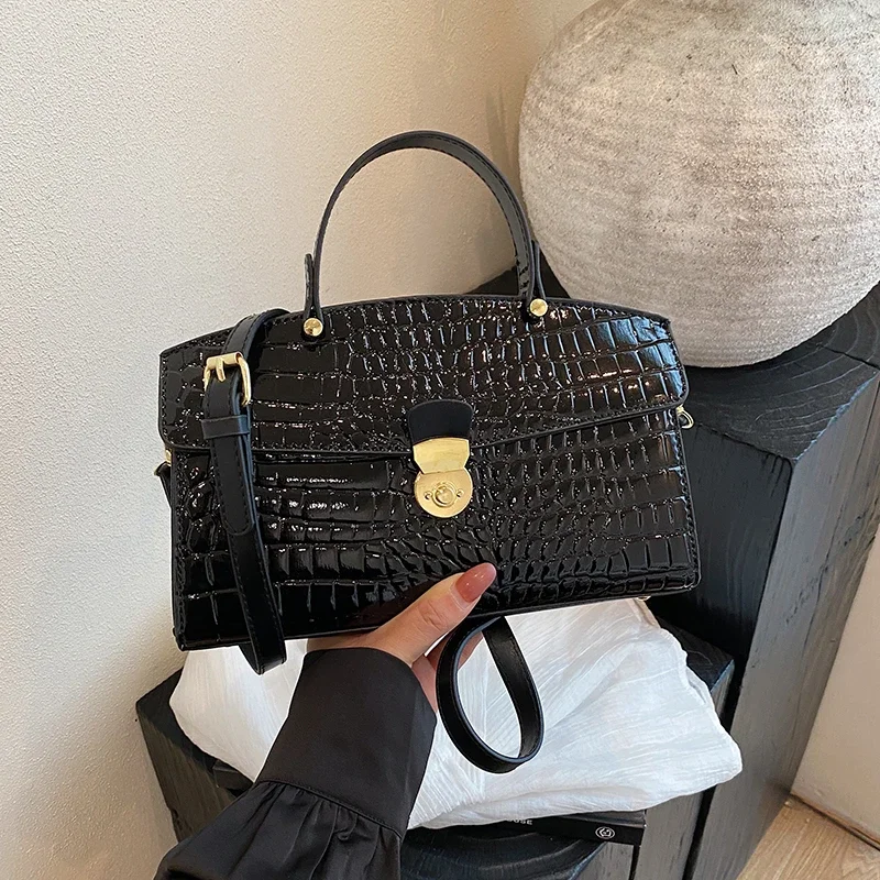 

Уникальная минималистичная модная сумка-мессенджер, элегантная сумка через плечо с буквенным дизайном логотипа для женщин, практичное пригородное использование