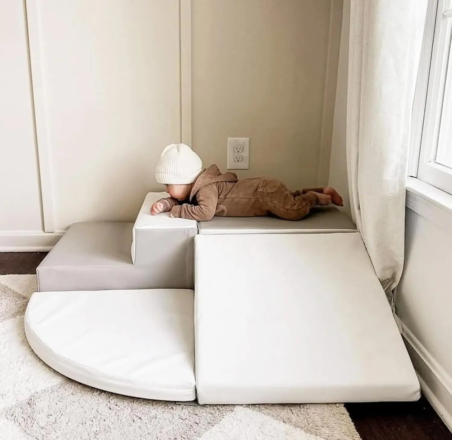 

Большой набор из 4 мягких поролоновых блоков для лазания для малышей 1-3 лет, мягкий игровой комплекс для ползания и скольжения в помещении