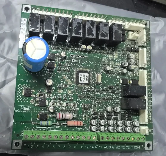 

Новая панель управления кондиционером Trane на крыше RTRM 704135417 .01A P 427710 EWSC072BDK