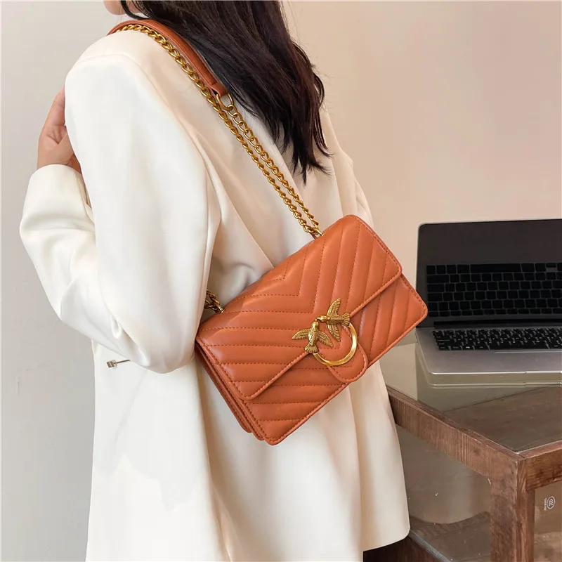 

Underarm Bag One Shoulder Bag for Women 2025 Summer One Size Lock Closure PU Leather Ladies Handbag Trendy for Casual Use​