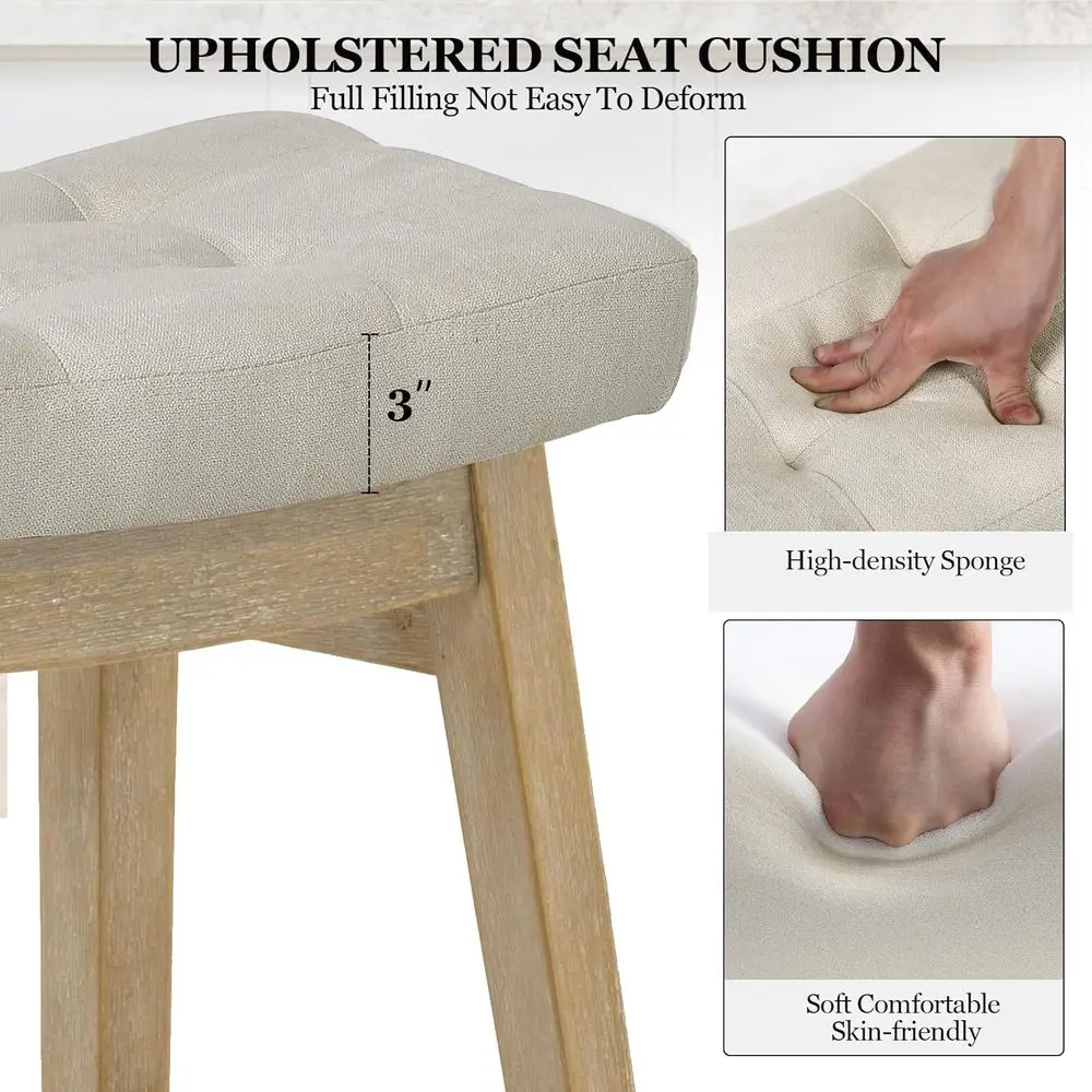 キッチンやダイニング用のベージュの張り地と無垢材の脚が付いた24インチのカウンターハイトサドルシートバースツール3脚セット