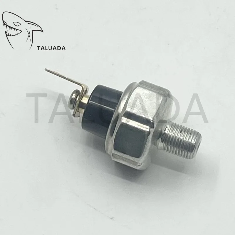 17189 - 39013 For Kubota D1105 Engine Oil Pressure Sensor Excavator Parts