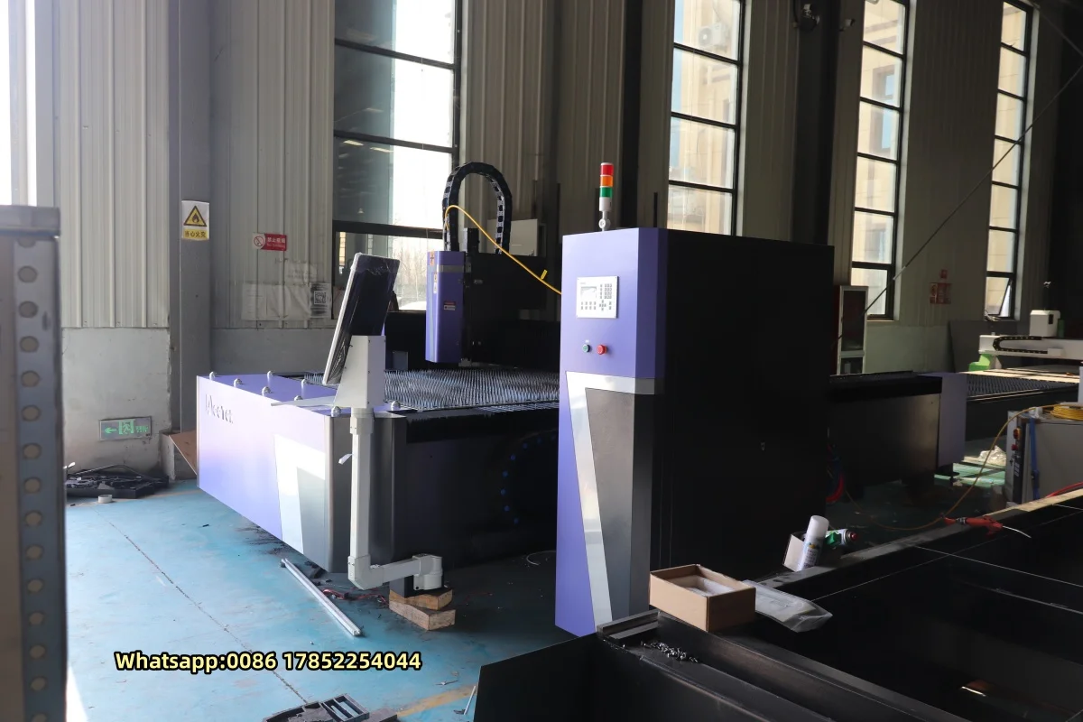 3015 2kw 3Kw Fiber Laser Metal Cutting Machine Double Bed/Two Table Fiber Laser Cutter