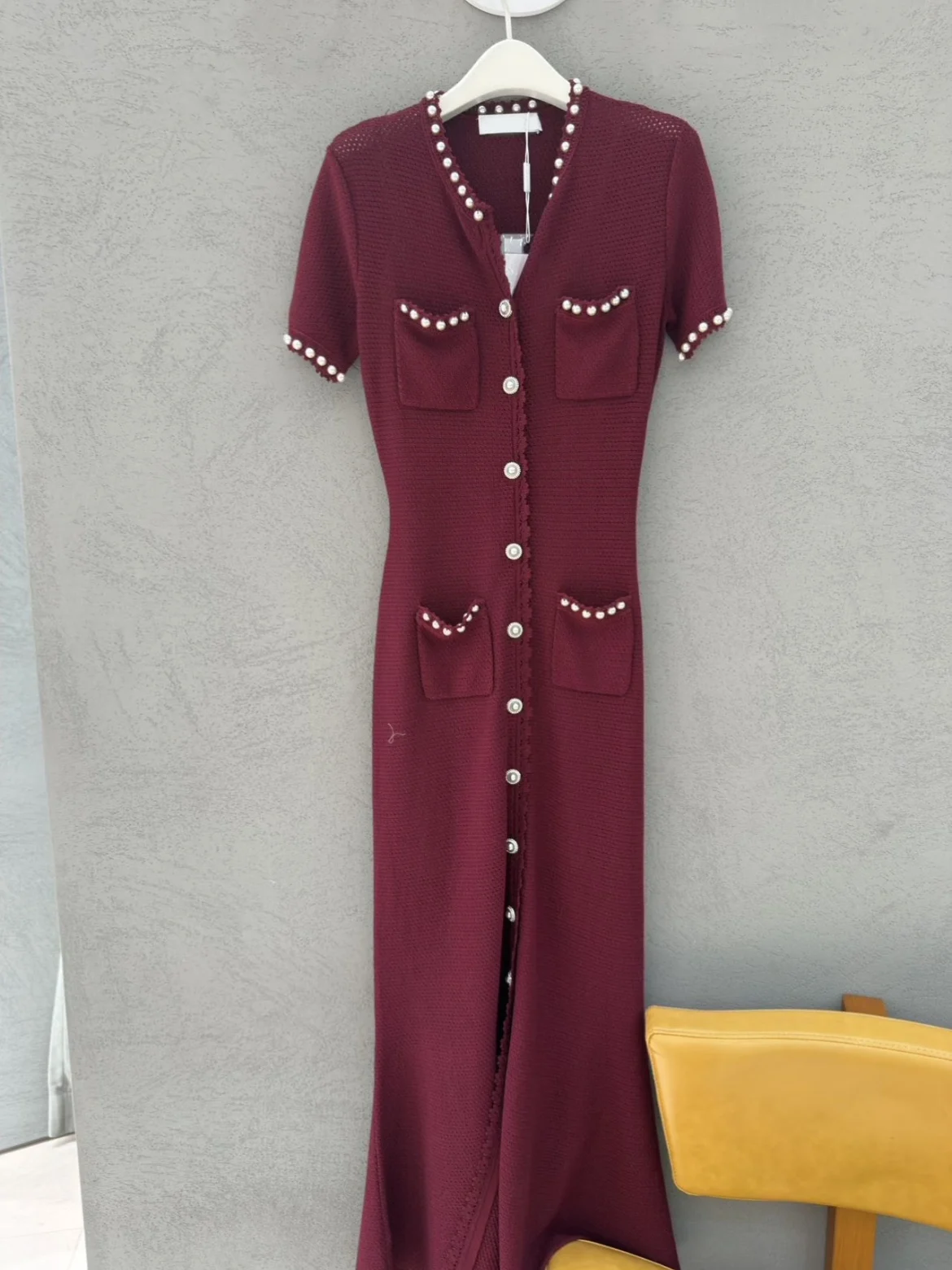 

Вязаное длинное платье HEIDD SP2026 для ранней весны, элегантное, винно-красное, с бисерной отделкой, в деловом стиле, женская мода, весенняя коллекция