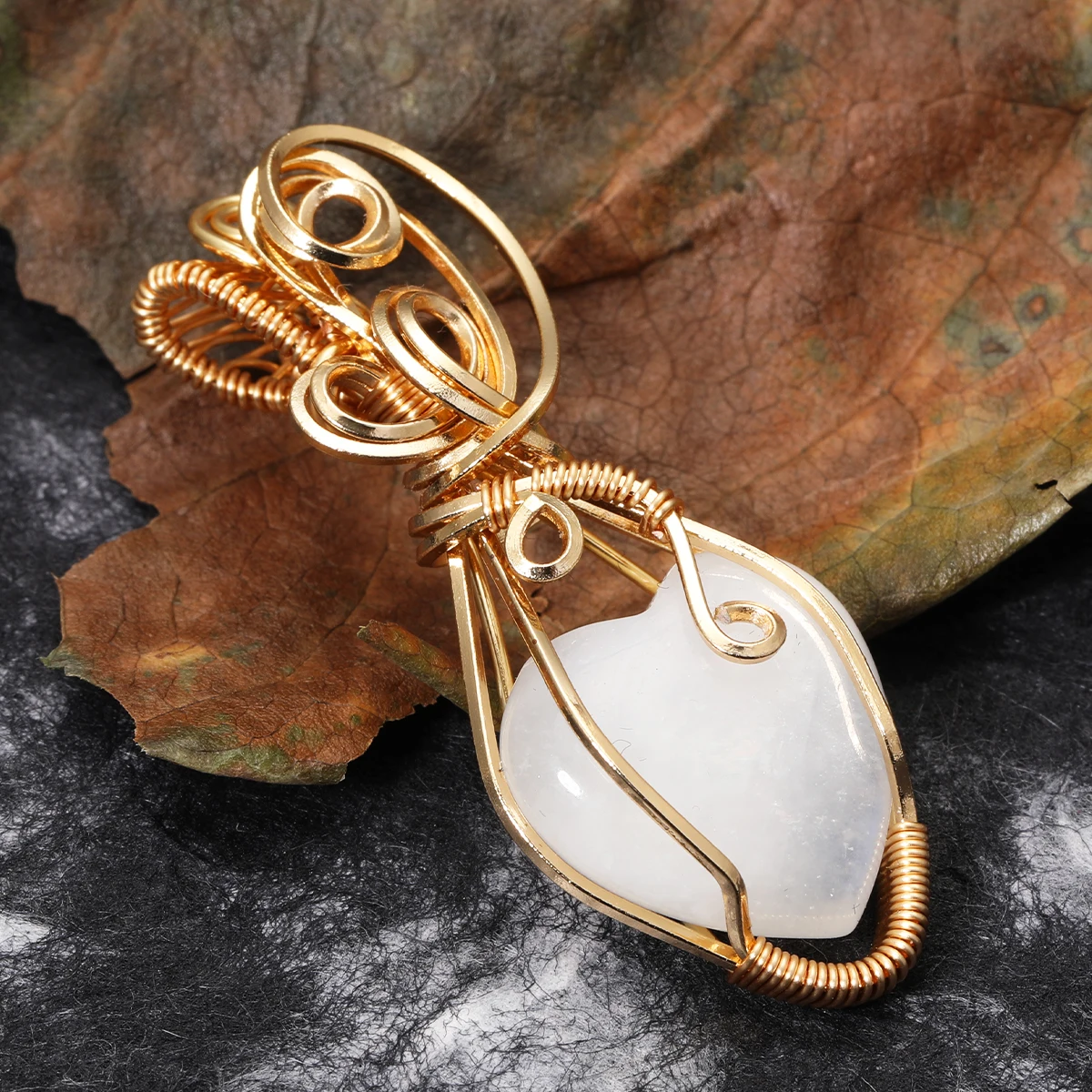 

Fashion Women's Natural Stone Gemstone Necklace Pendant White Moonlight Labradorite Handmade Copper Stainless Steel Necklace