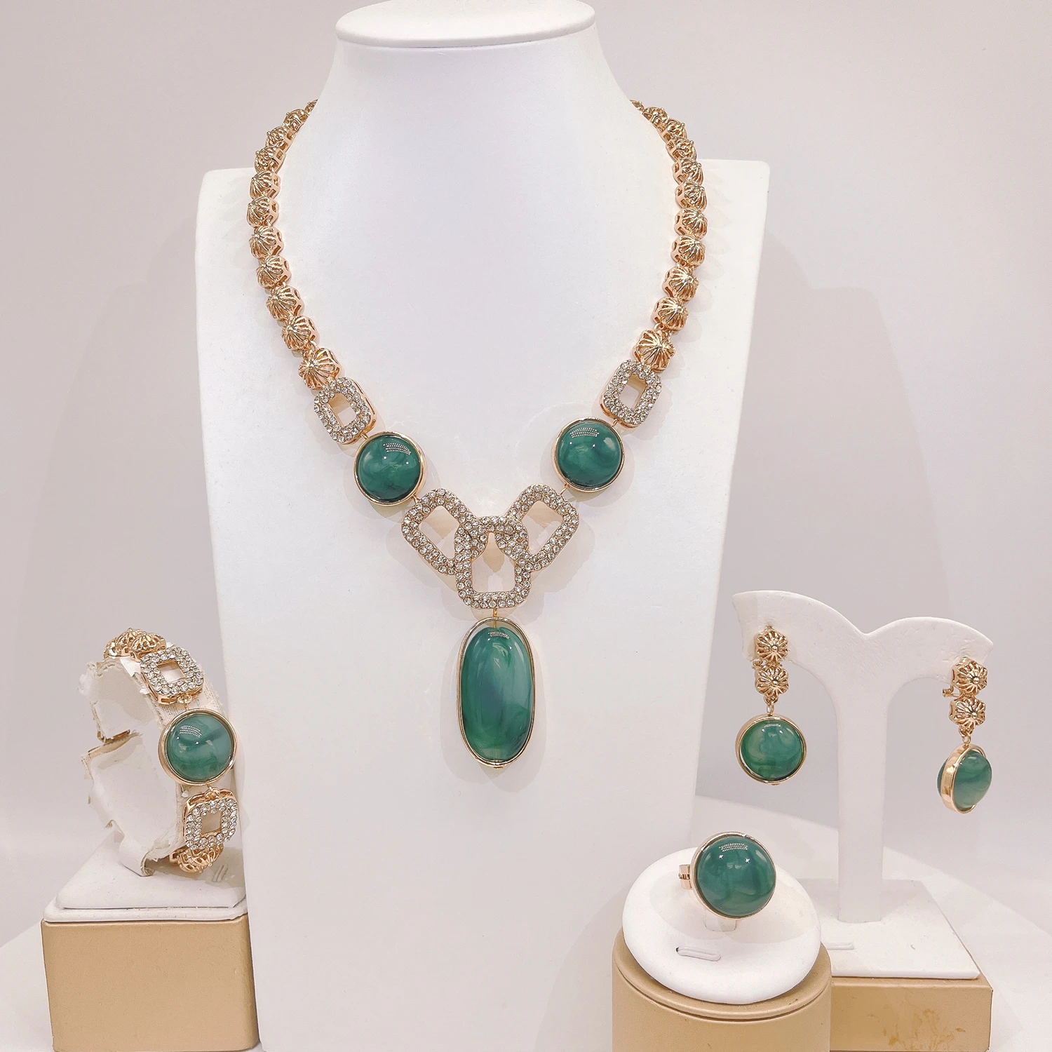 

Wholesale wedding 4 pcs jewelry set green jade pendant vintage jewelry set bridal wedding party jewelry accessories