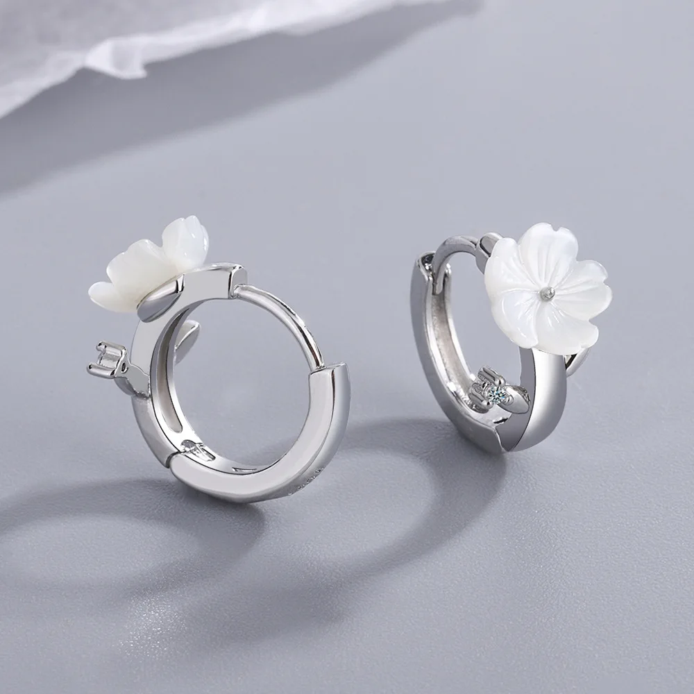 Cute Baby Princess 925 Silver Needle Shell Petal Small Hoop Earring For Girl Child Wome Beautiful Aros Huggies Earring Jewelry