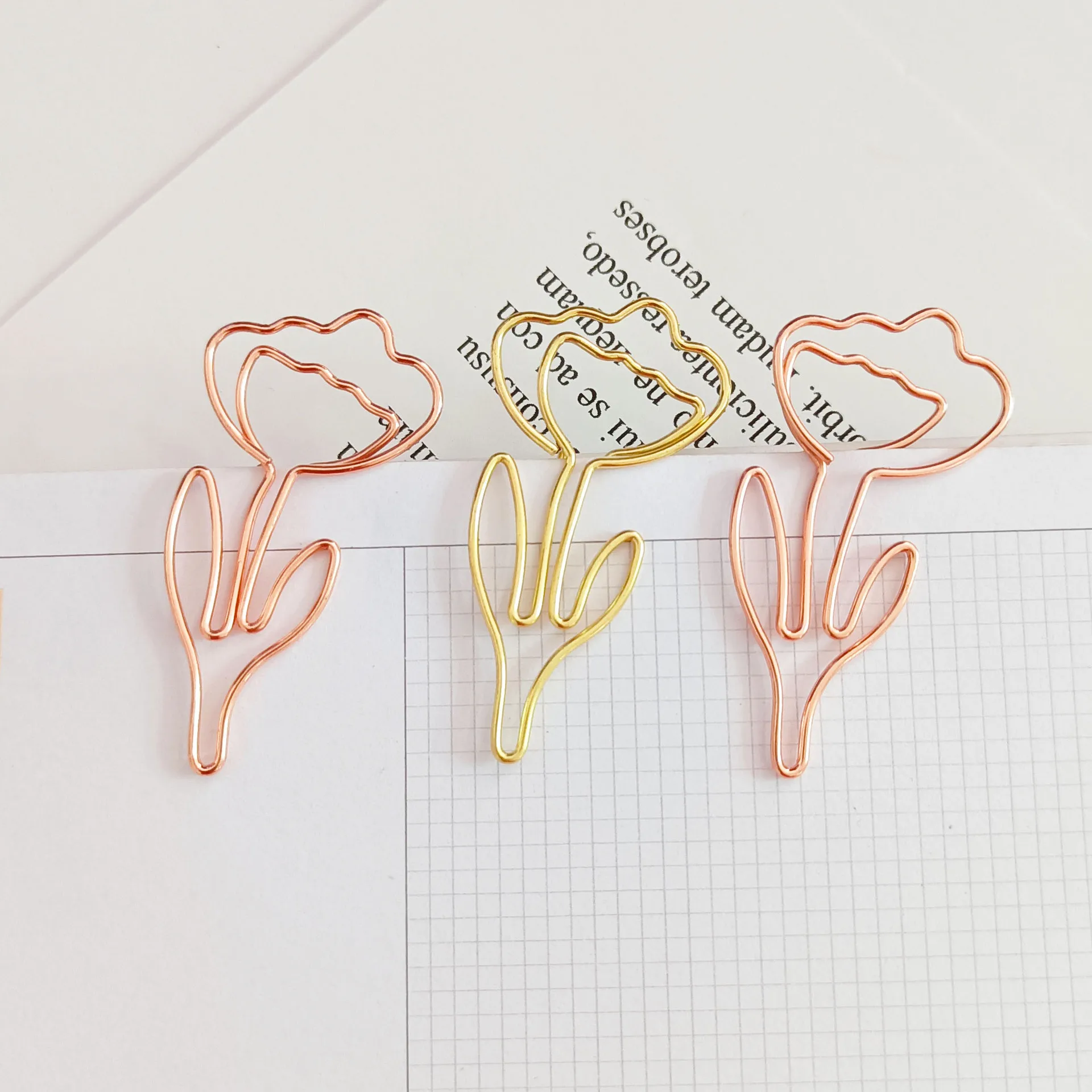 

Flower Shape Gold Plated Rose Gold Stationery Paper Clip Metal Clip Cute Clip Papel Paper Clips Decorative Rosegold Paperclip