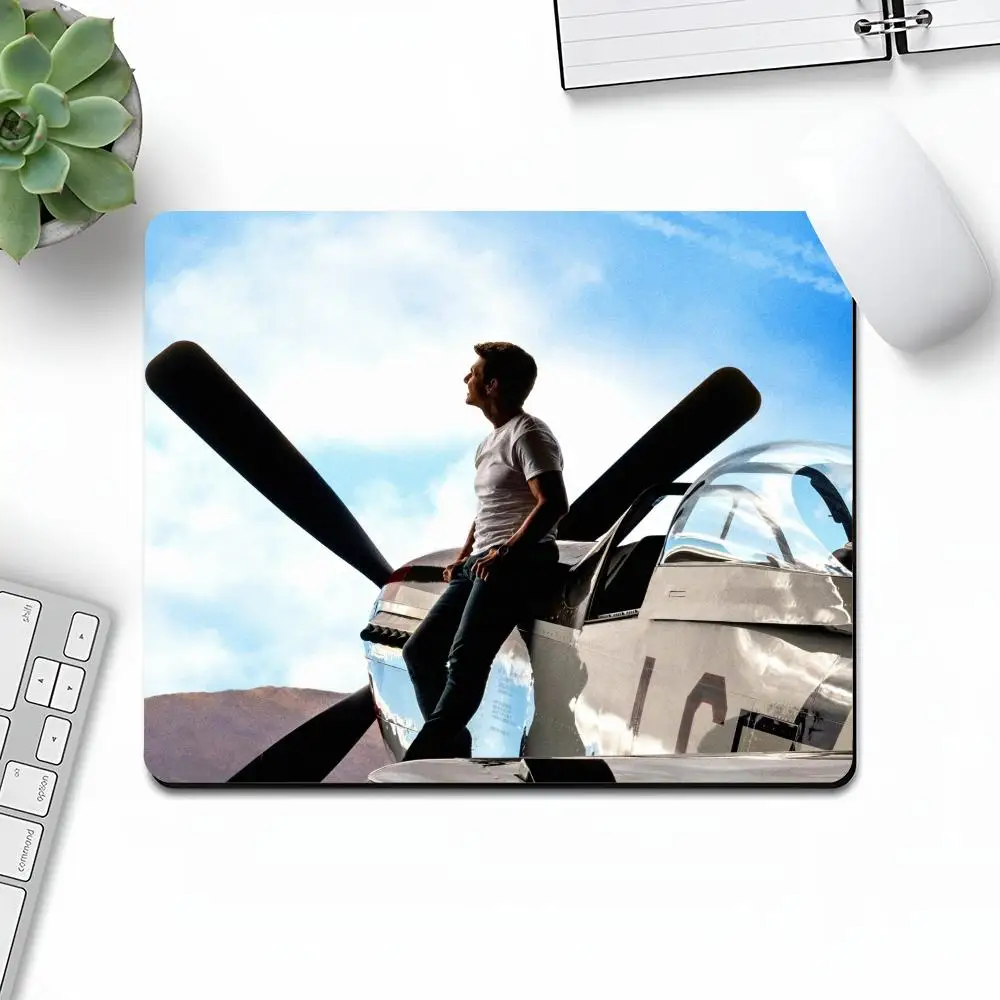 Top Gun Maverick Mouse Pad Art Gaming Gamer Small Rubber Animal Locking Edge Large Computer MousePad Laptop Desk Pad