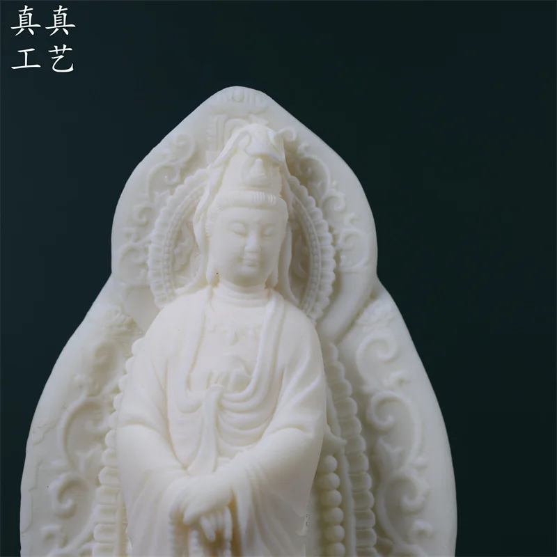 Ivory Nut Heart Sutra Guanyin Bodhisattva/Buddha Statue Car Decorations Home Living Room and Tea Room Study Antique Shelf Chines