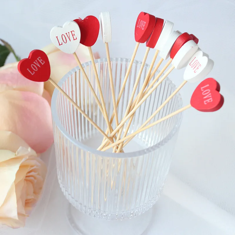 100pcs Red White Heart Sticks Love Heart Disposable Bamboo Stick Buffet Fruit Fork Cocktail Skewer Valentines Day Wedding Decor