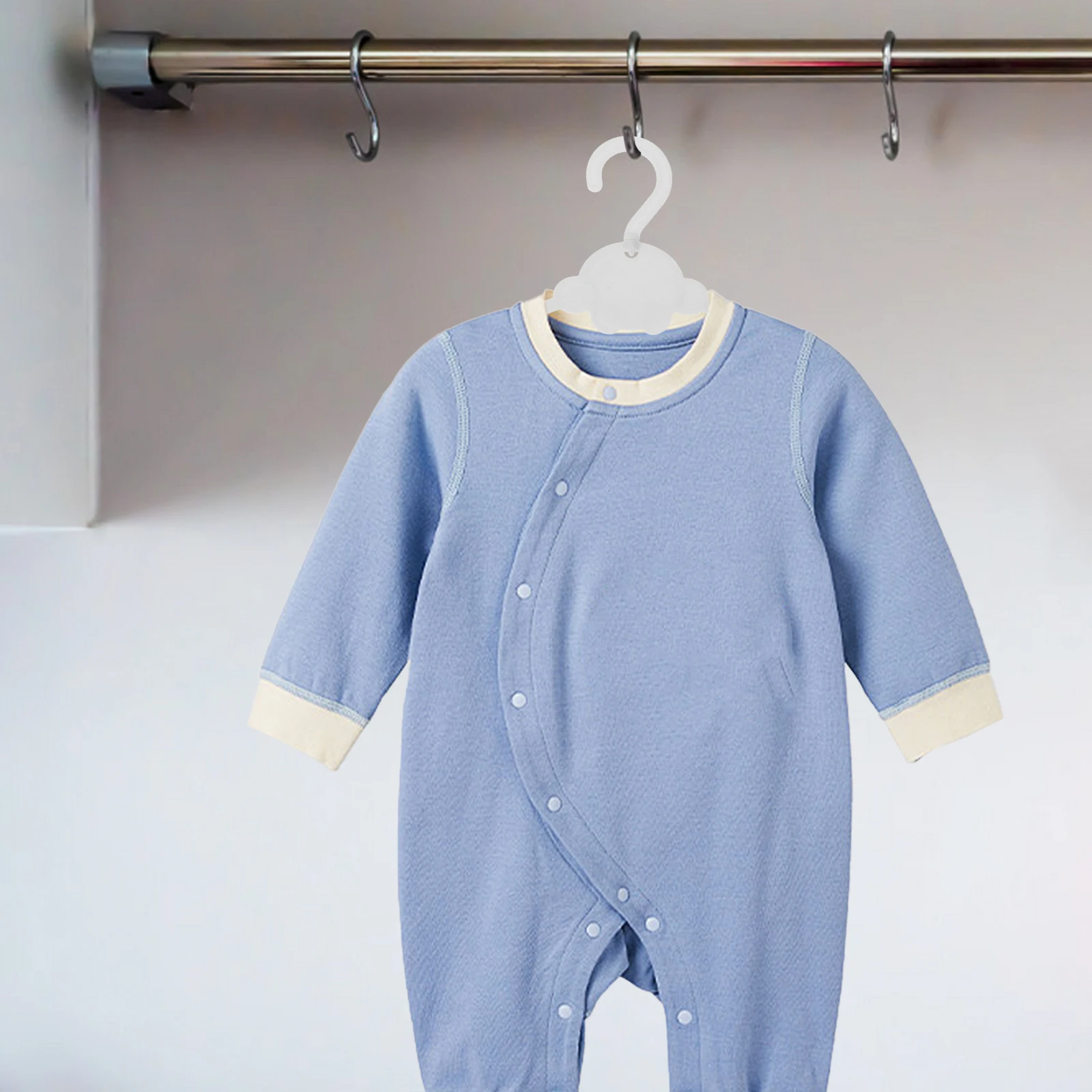 

10pcs Kids Children Clothes Hanger Set Plastic Coat Hangers Baby Nursery Closet Lightweight Space Saving Bedroom Bathroom